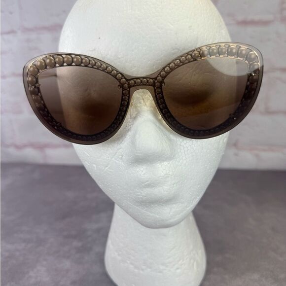 Chanel Acetate Metal Pearl Butterfly Sunglasses 4236-H Brown - Picture 1 of 16